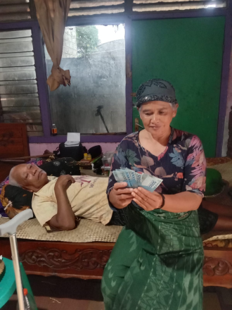 Album : PENYALURAN BANTUAN LANGSUNG TUNAI BLT DD TH 2025 